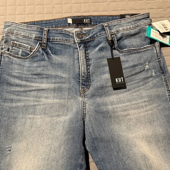 Kut from the Kloth Women's Distressed Light Blue Cropped Jeans - Picture 6 of 8